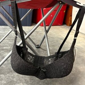 NWT Emily Johnson Black Lace Form Fitted Underwire Bra 42D Adjustable